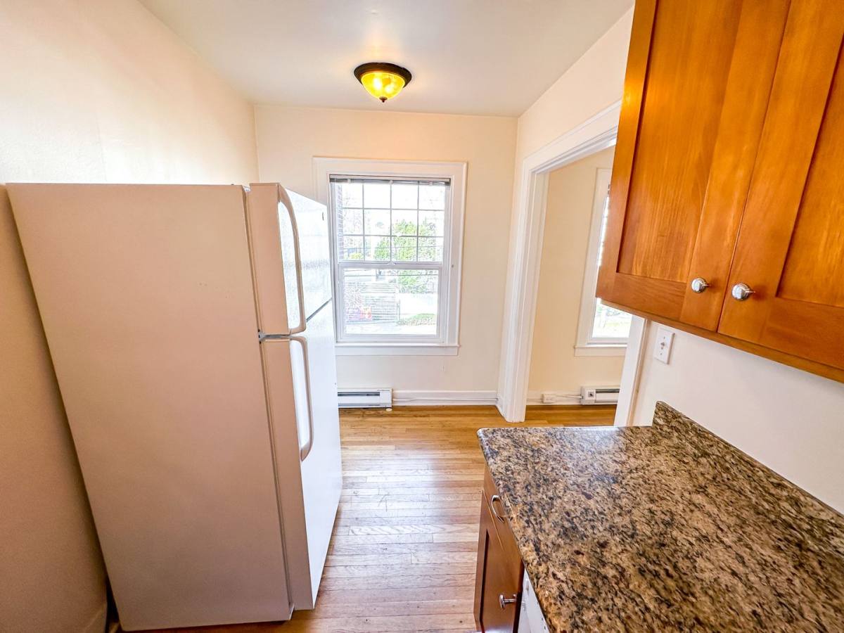 Apartment for rent at 1305 E Howell St, Seattle, WA 98122