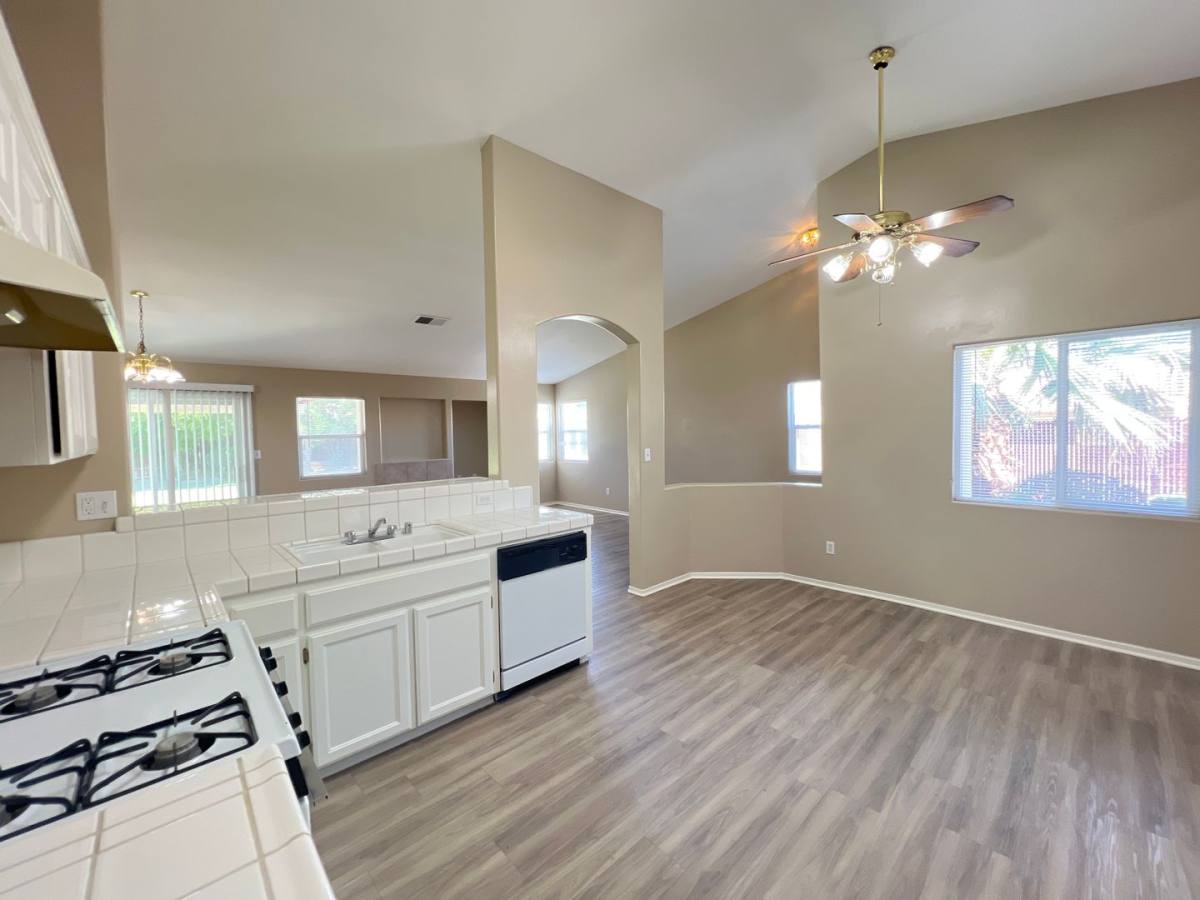 House for rent at 10302 Polo Saddle Dr, Bakersfield, CA 93312