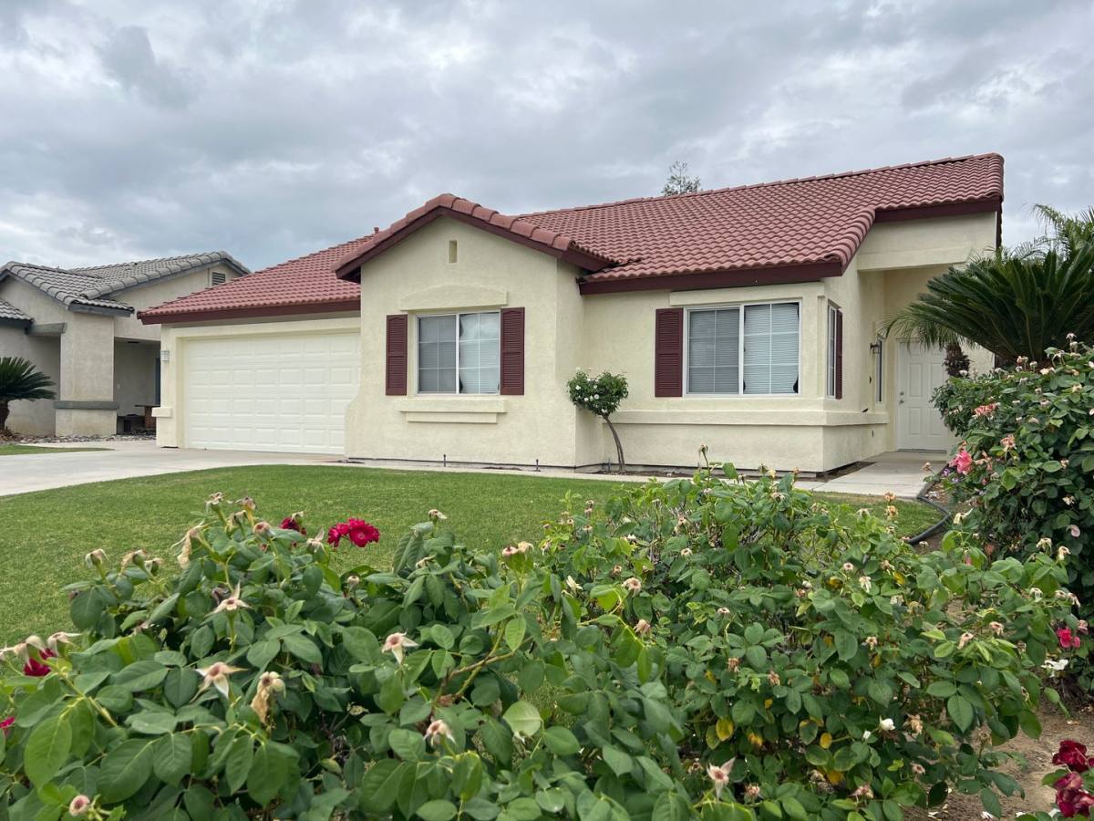 House for rent at 10302 Polo Saddle Dr, Bakersfield, CA 93312