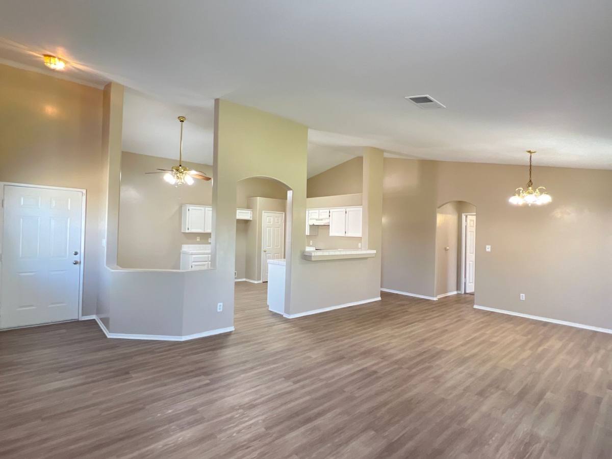House for rent at 10302 Polo Saddle Dr, Bakersfield, CA 93312