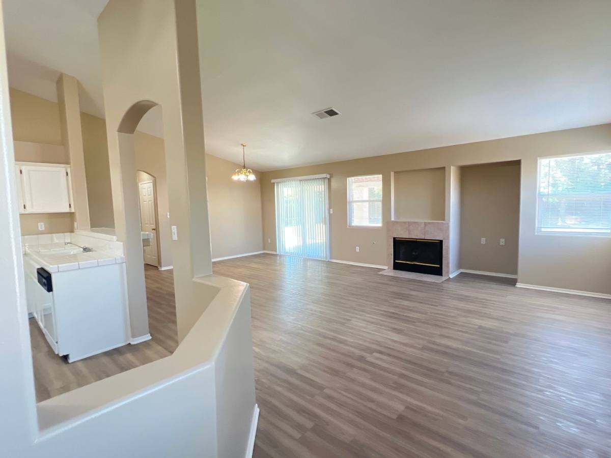 House for rent at 10302 Polo Saddle Dr, Bakersfield, CA 93312