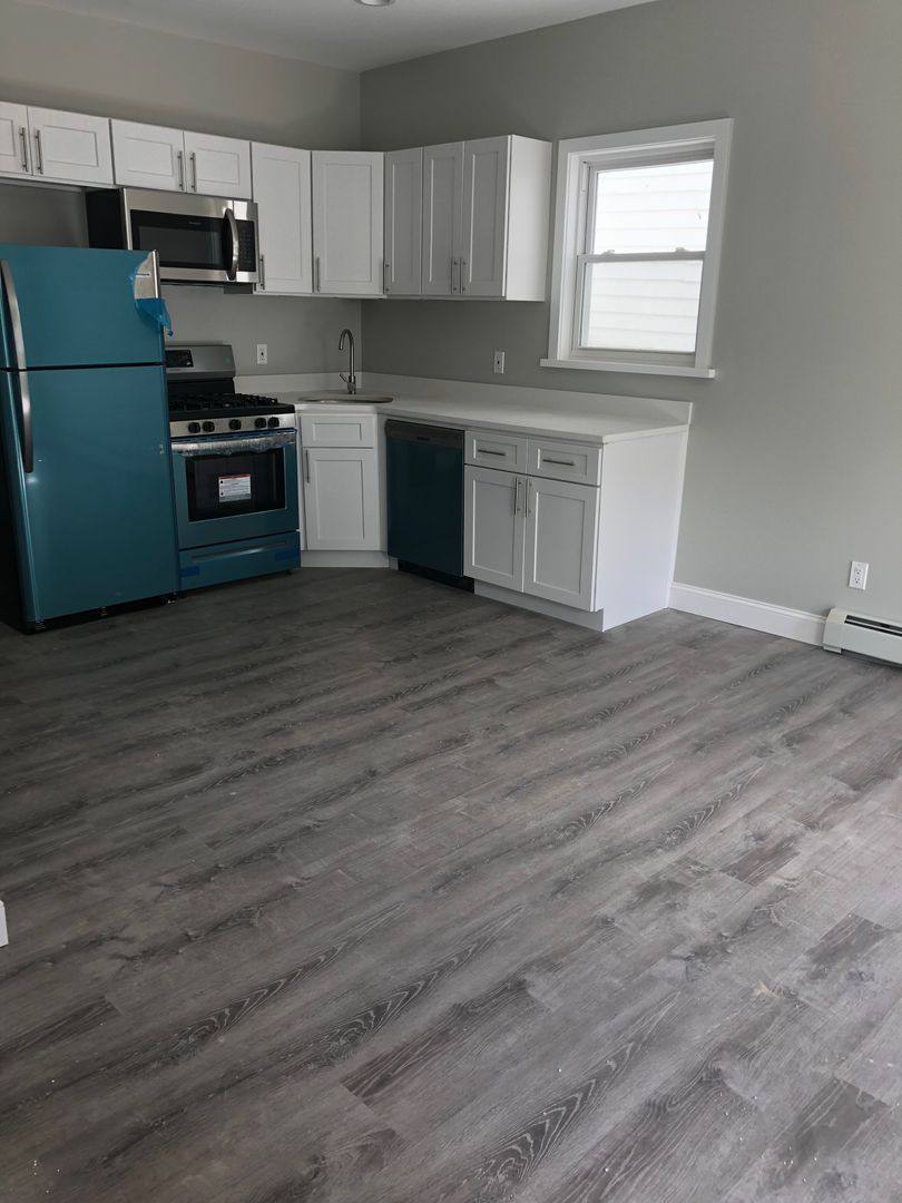 Apartment for rent at 5 Elberon Place, Albany, NY 12203