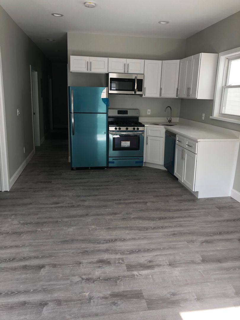 Apartment for rent at 5 Elberon Place, Albany, NY 12203