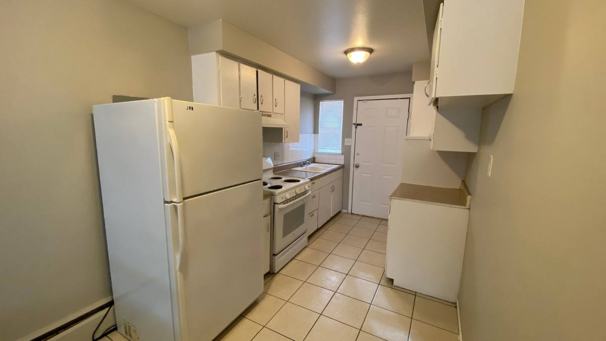 Apartment for rent at 1735 Chester St, Aurora, CO 80010