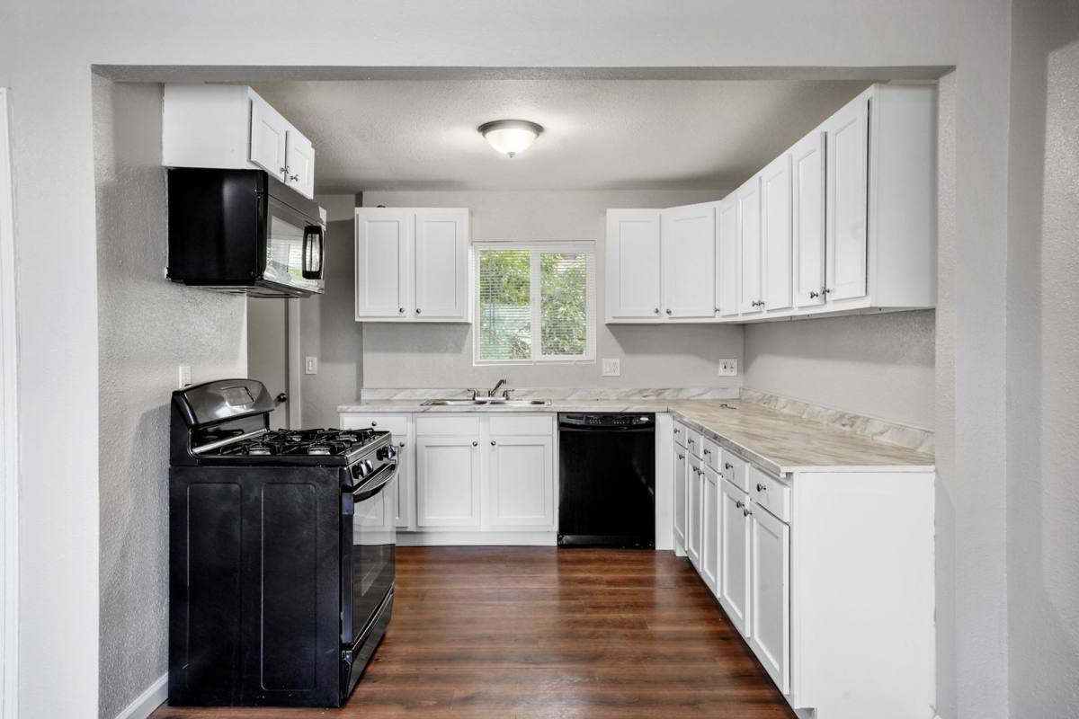 Apartment for rent at 982 S Sheridan Blvd #4, Denver, CO 80226