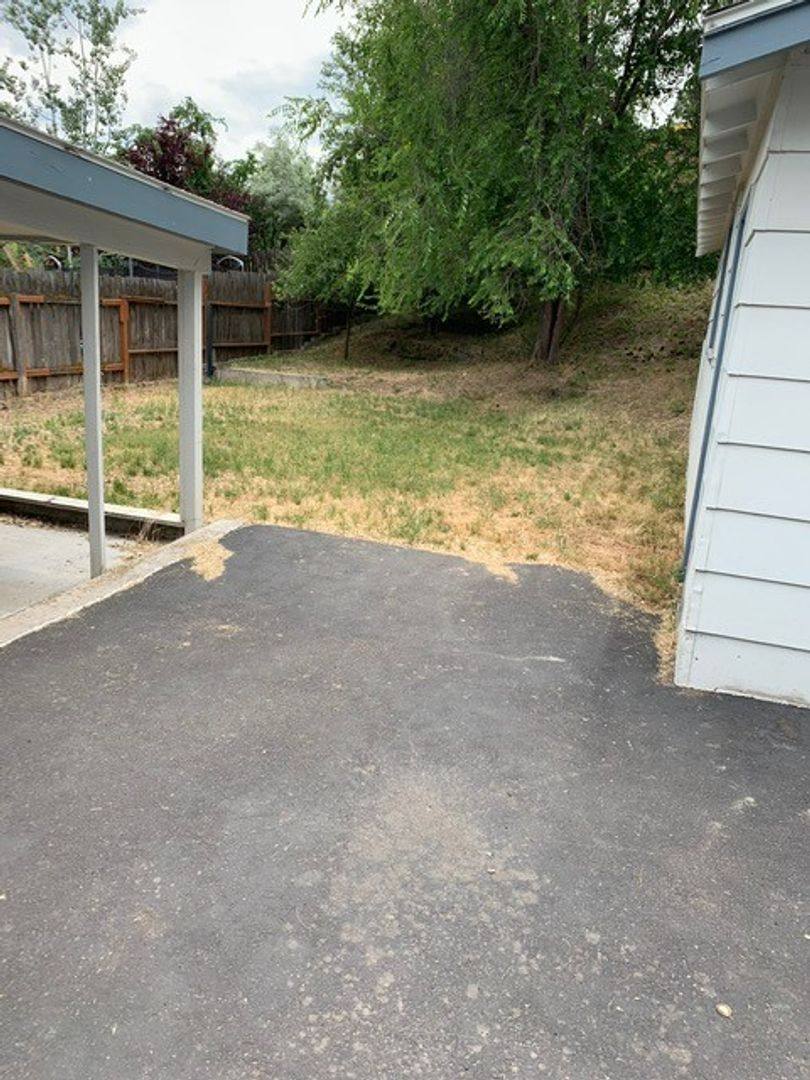 House for rent at 2318 California Ave, Klamath Falls, OR 97601