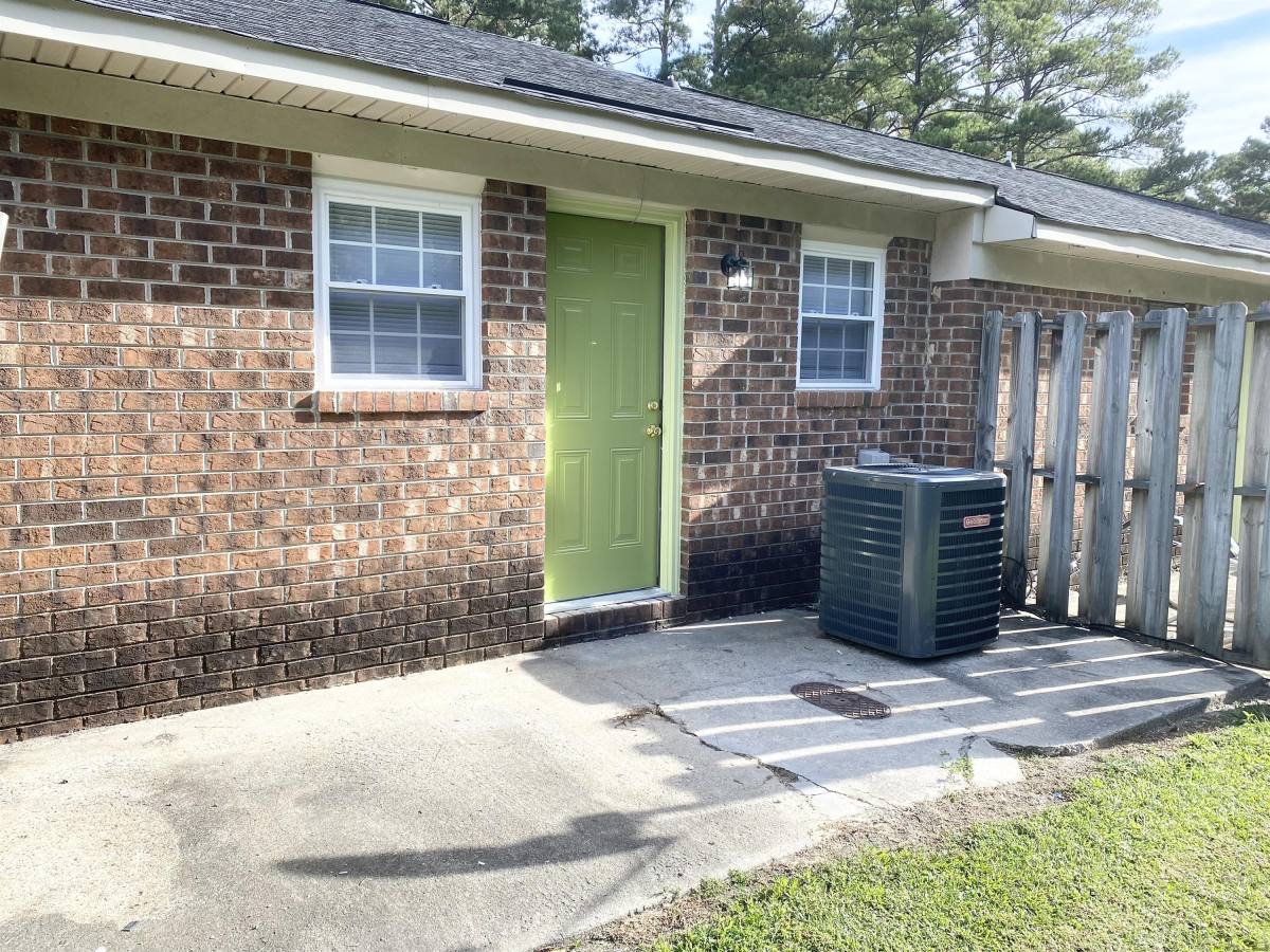 Apartment for rent at 4211 E Cotton St #F, Farmville, NC 27828
