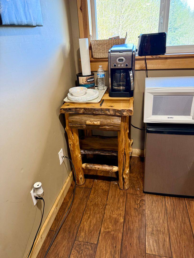 House for rent at 808 US-Highway, Cosmopolis, WA 98537