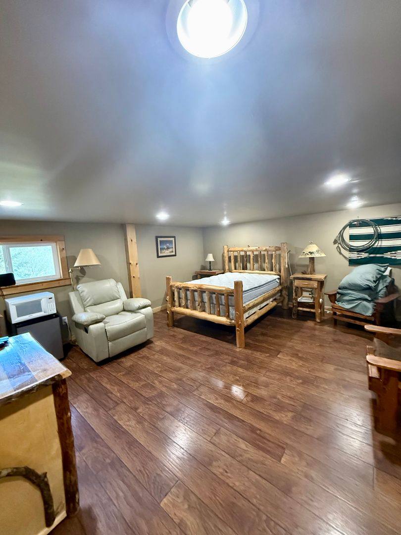 House for rent at 808 US-Highway, Cosmopolis, WA 98537