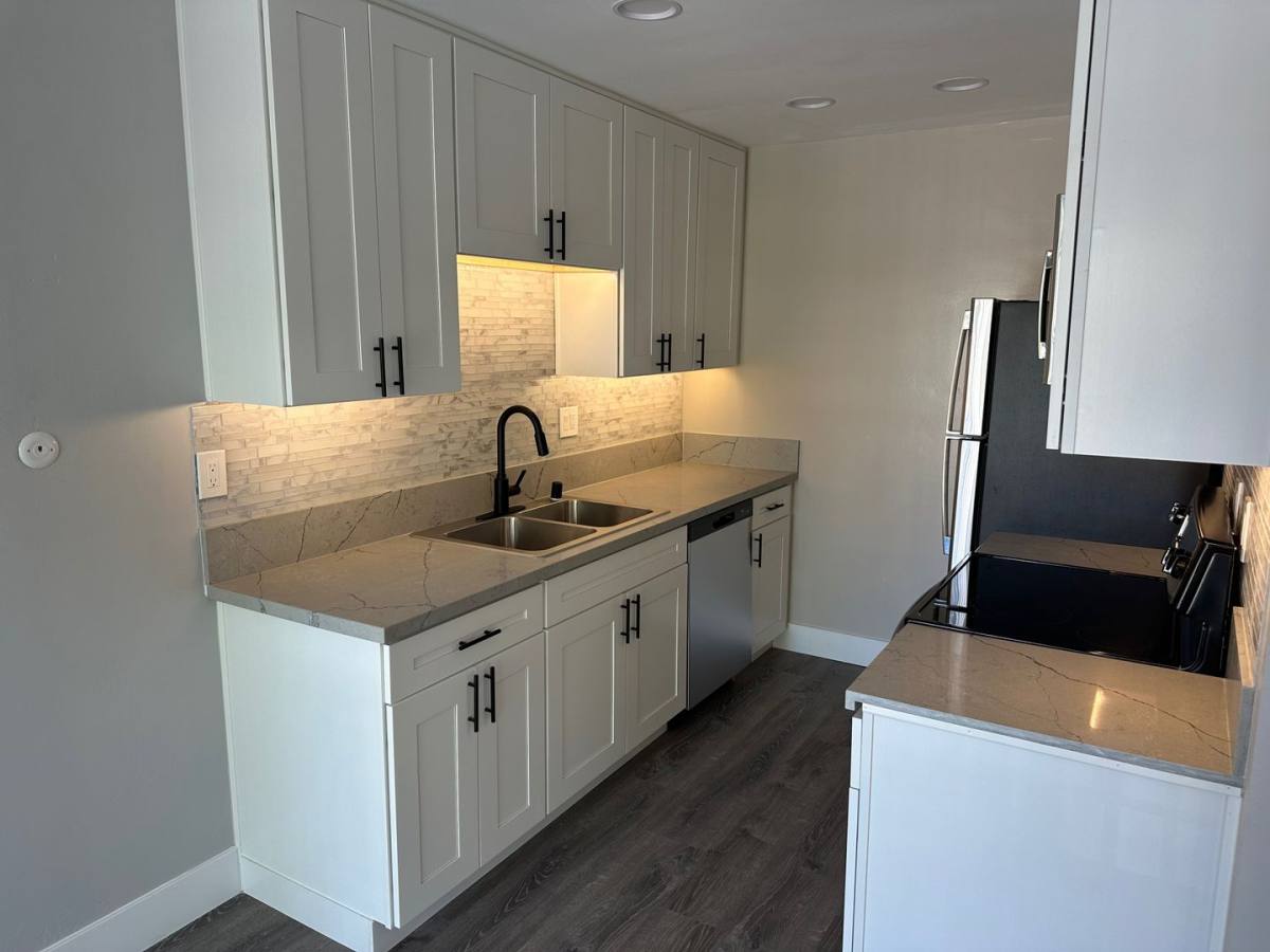 Apartment for rent at 3520 3rd Ave, San Diego, CA 92103