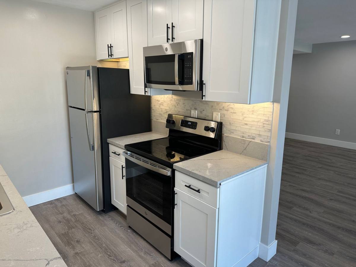 Apartment for rent at 3520 3rd Ave, San Diego, CA 92103