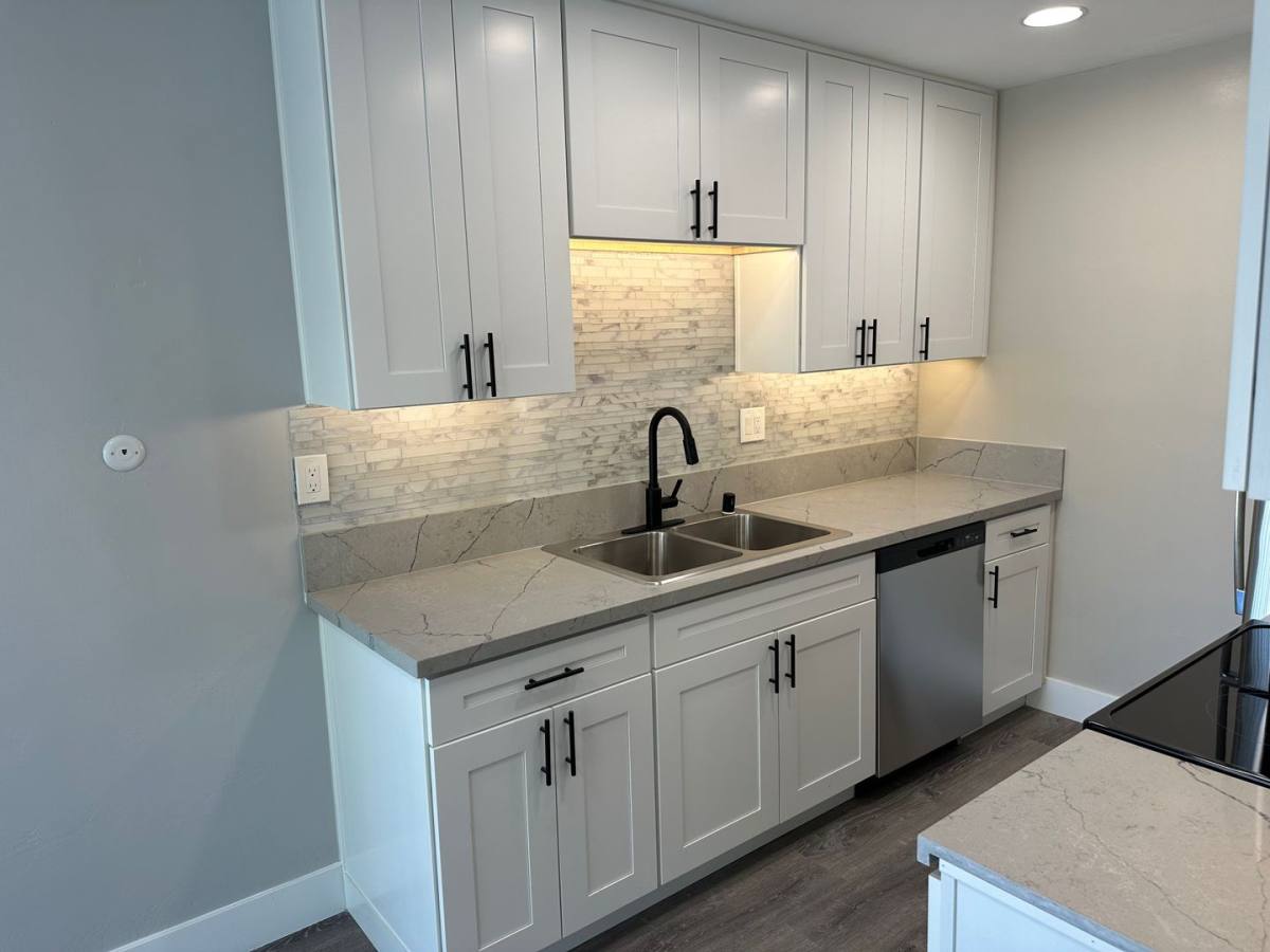 Apartment for rent at 3520 3rd Ave, San Diego, CA 92103