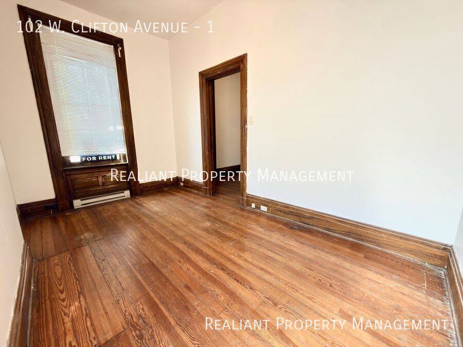 Apartment for rent at 102 W Clifton Ave #1, Cincinnati, OH 45202