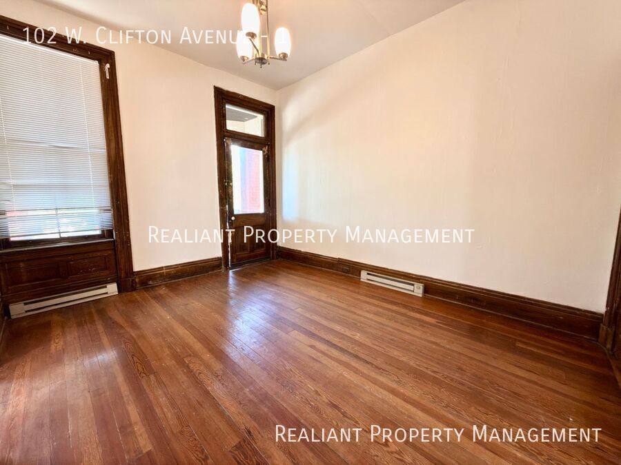 Apartment for rent at 102 W Clifton Ave #1, Cincinnati, OH 45202