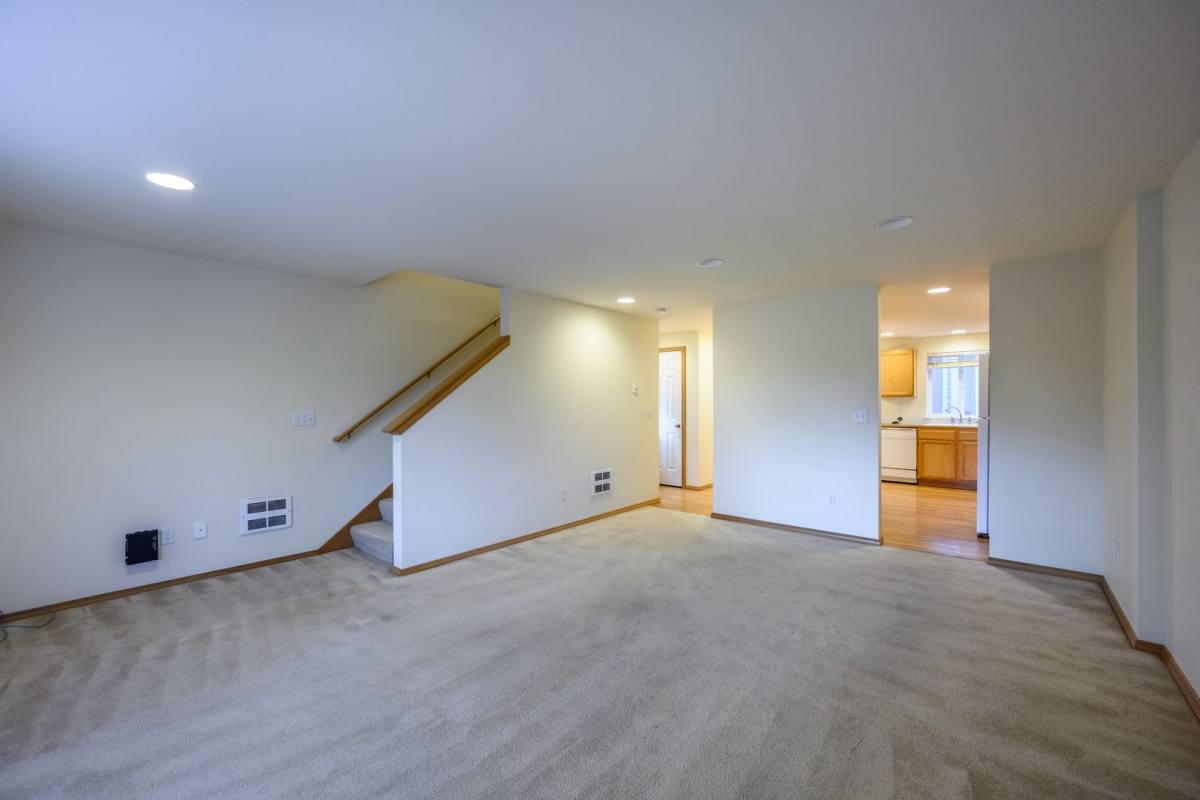 Townhouse for rent at 12049 B 32nd Ave NE, Seattle, WA 98125