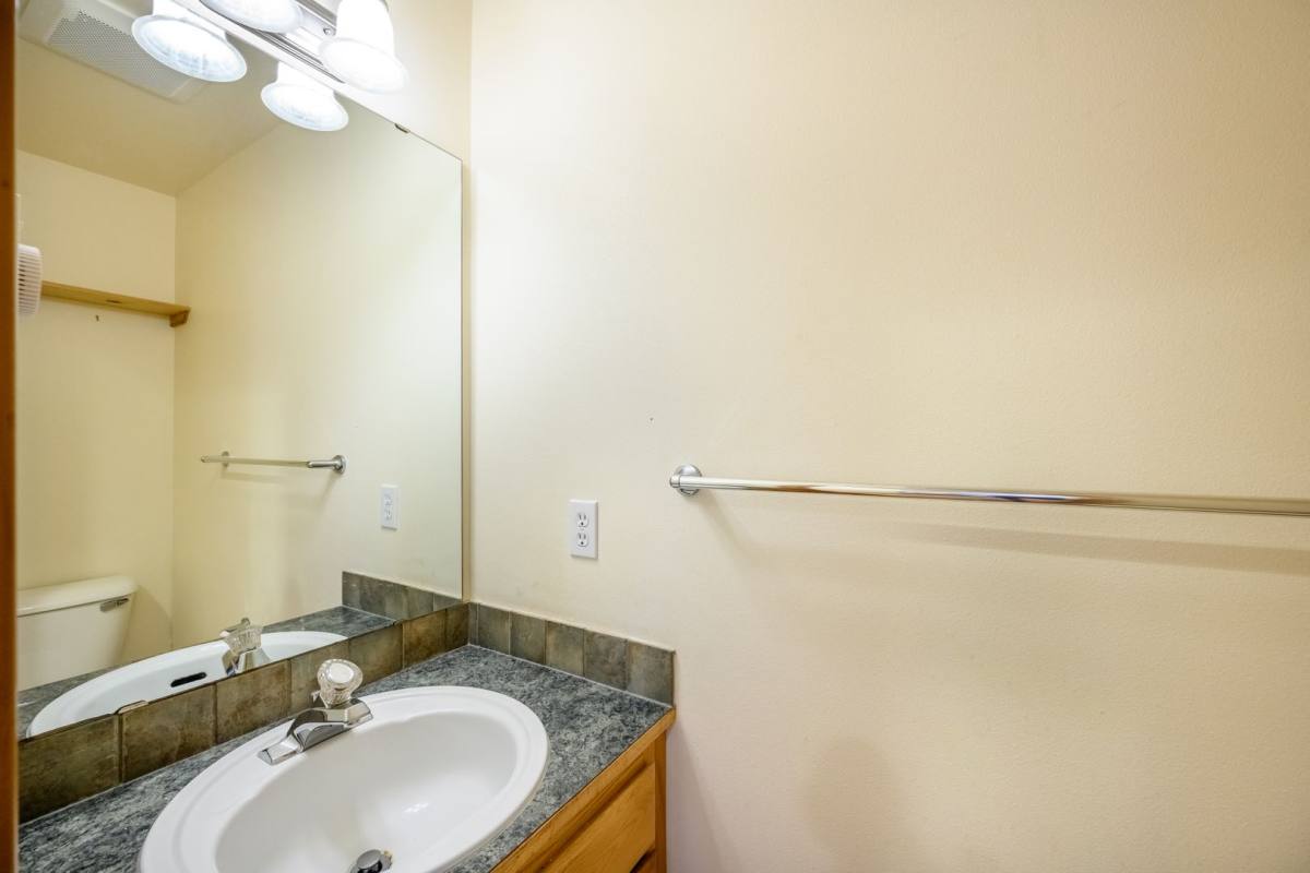 Townhouse for rent at 12049 B 32nd Ave NE, Seattle, WA 98125