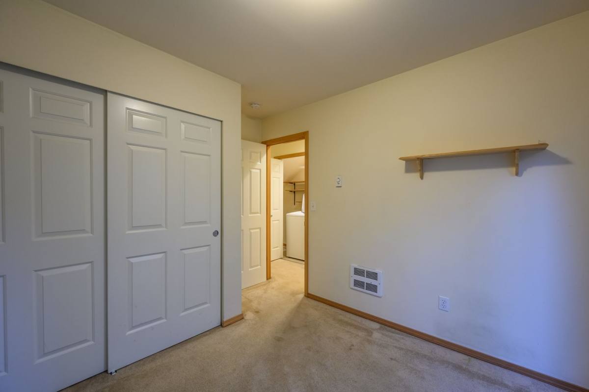 Townhouse for rent at 12049 B 32nd Ave NE, Seattle, WA 98125