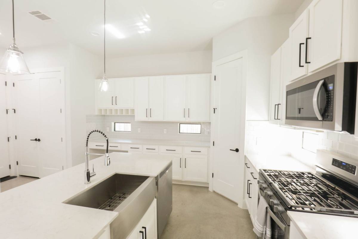 House for rent at 1309 Cometa St #1, Austin, TX 78721