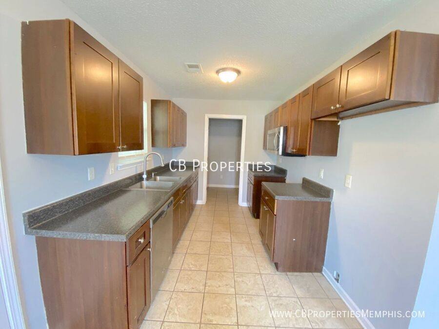 House for rent at 3403 Windy Hollow Circle, Memphis, TN 38118