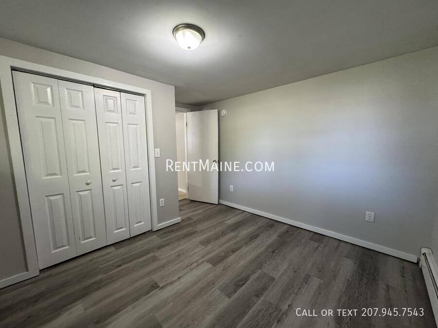 Apartment for rent at 206 Maine Ave #4, Farmingdale, ME 04344