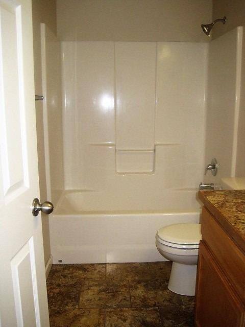 House for rent at 510 Harbor View Dr, Klamath Falls, OR 97601