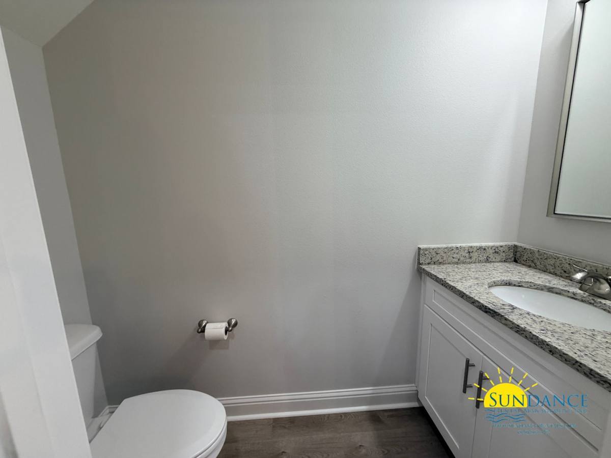 Townhouse for rent at 699 Woodlawn Ave, Fort Walton Beach, FL 32547