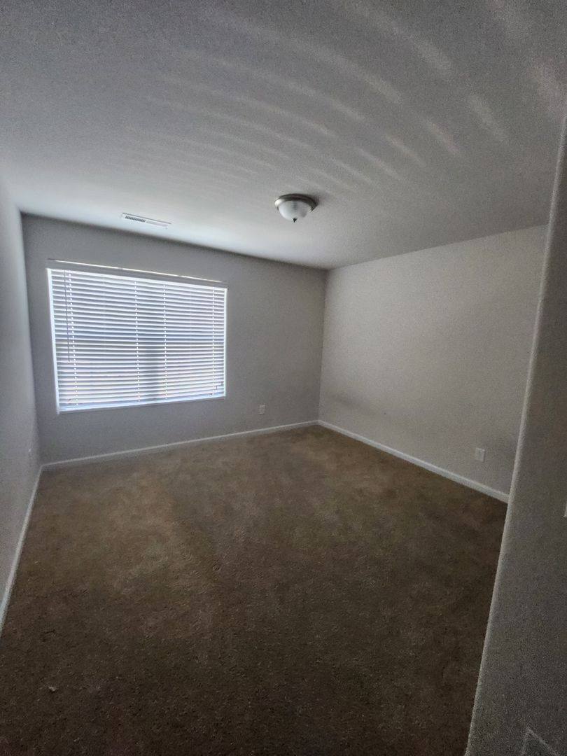 House for rent at 3425 Ellingford Rd, Charlotte, NC 28214