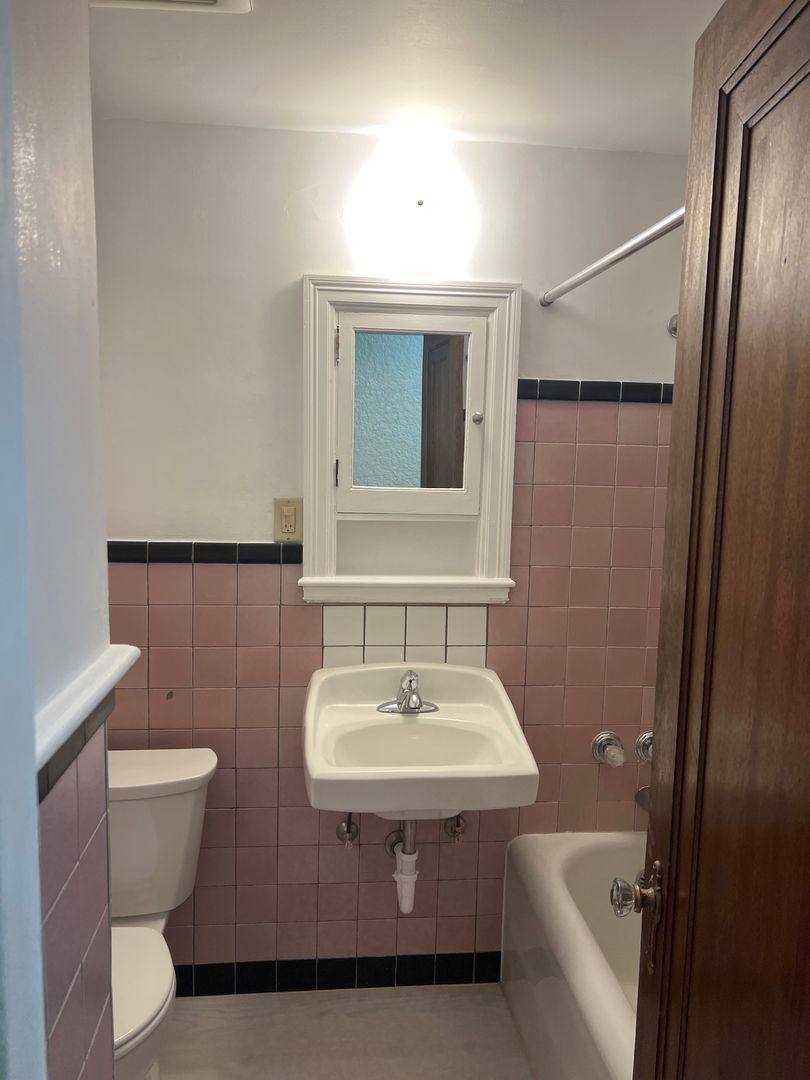 Apartment for rent at 2 E Birch, Walla Walla, WA 99362