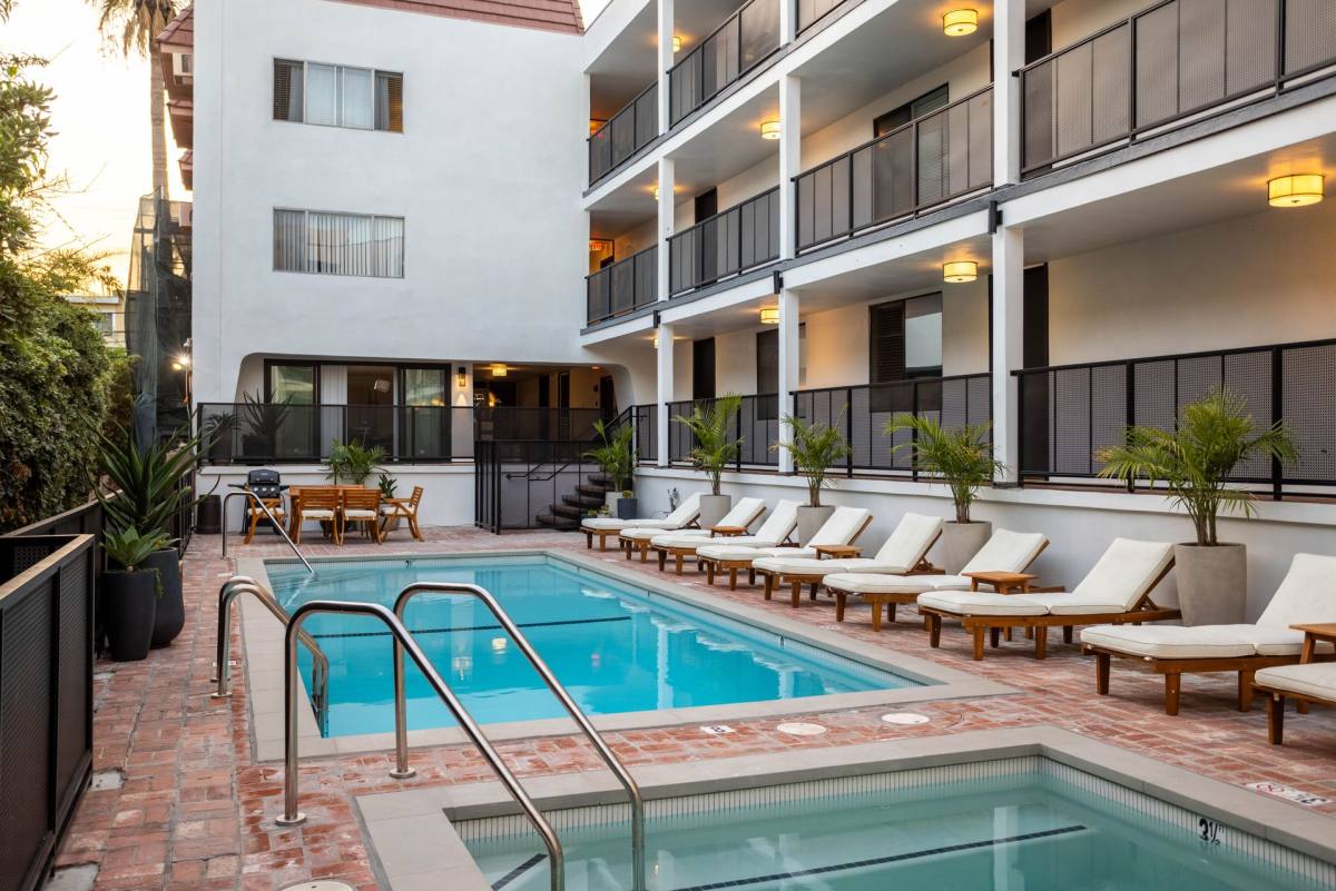 Apartment for rent at 950 Larrabee St, West Hollywood, CA 90069