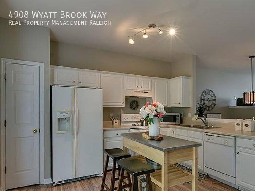 Townhouse for rent at 4908 Wyatt Brook Way, Raleigh, NC 27609
