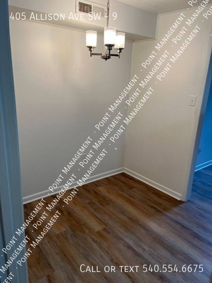 Apartment for rent at 405 Allison Ave SW #9, Roanoke, VA 24016