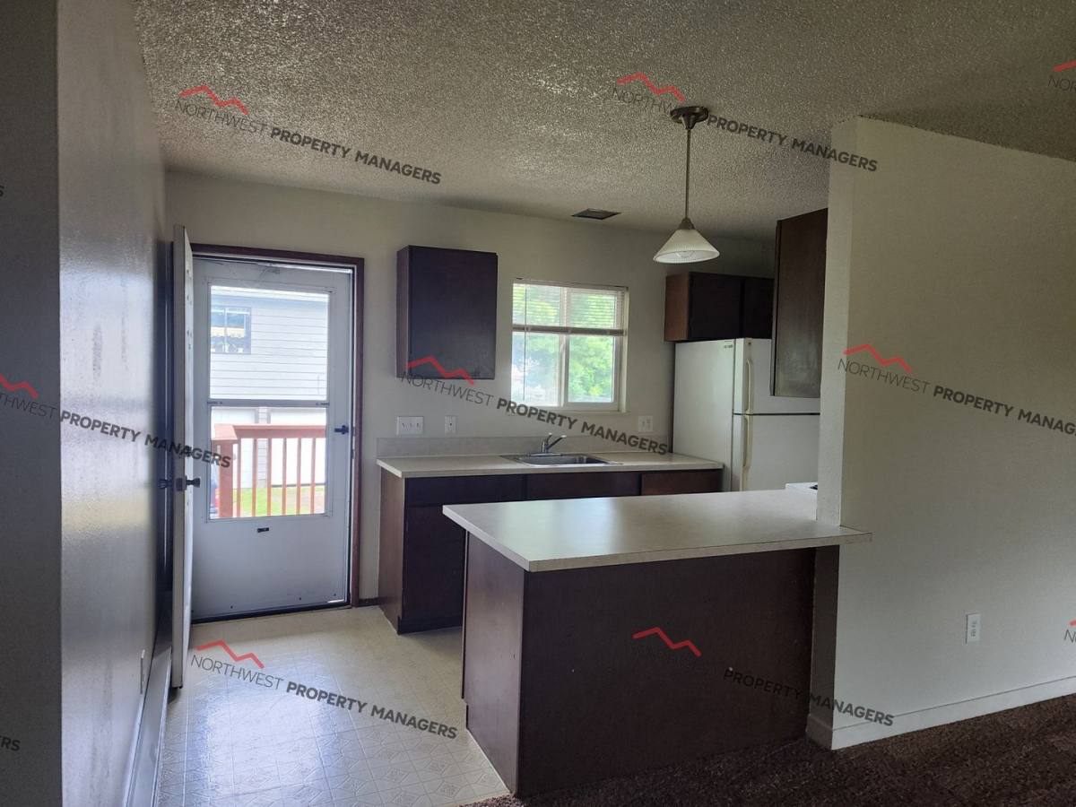 Apartment for rent at 610 Pioneer Ave E 1-24, Montesano, WA 98563