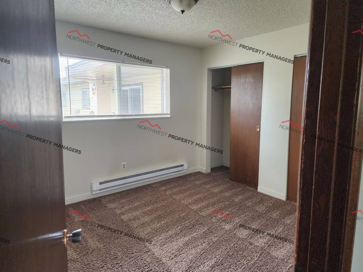 Apartment for rent at 610 Pioneer Ave E 1-24, Montesano, WA 98563