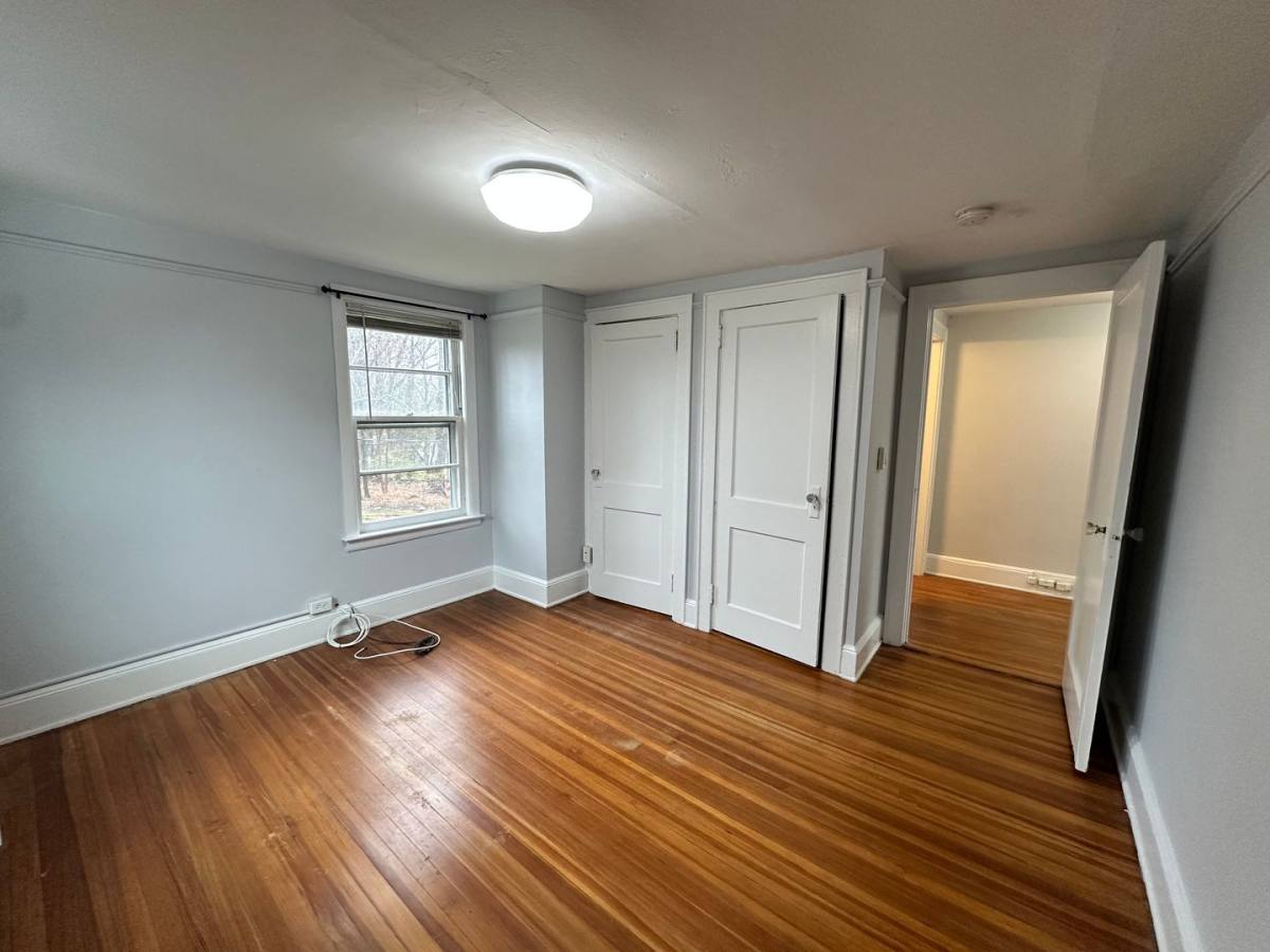 Apartment for rent at 1621 Harrison Ave, Mamaroneck, NY 10543
