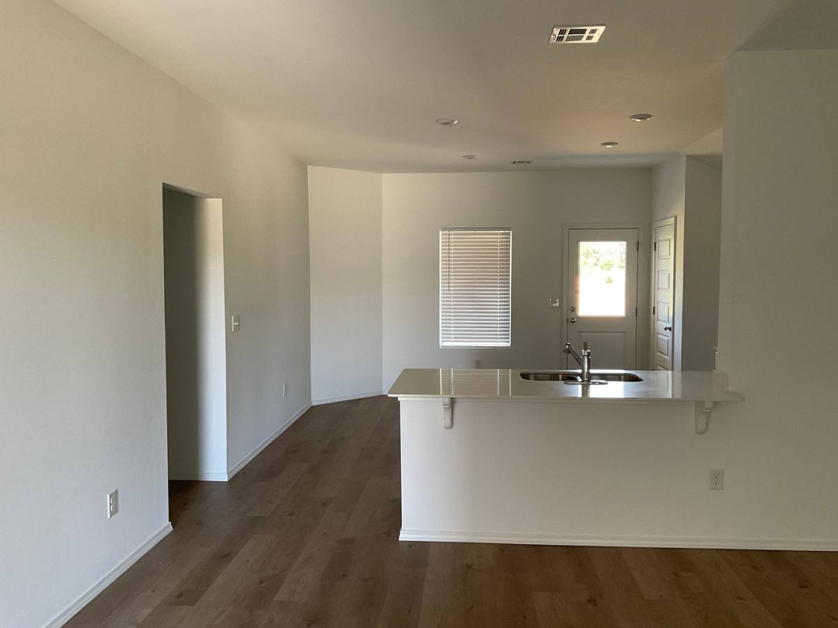 House for rent at 2022 Chandler Meadows Dr, Chandler, OK 74834
