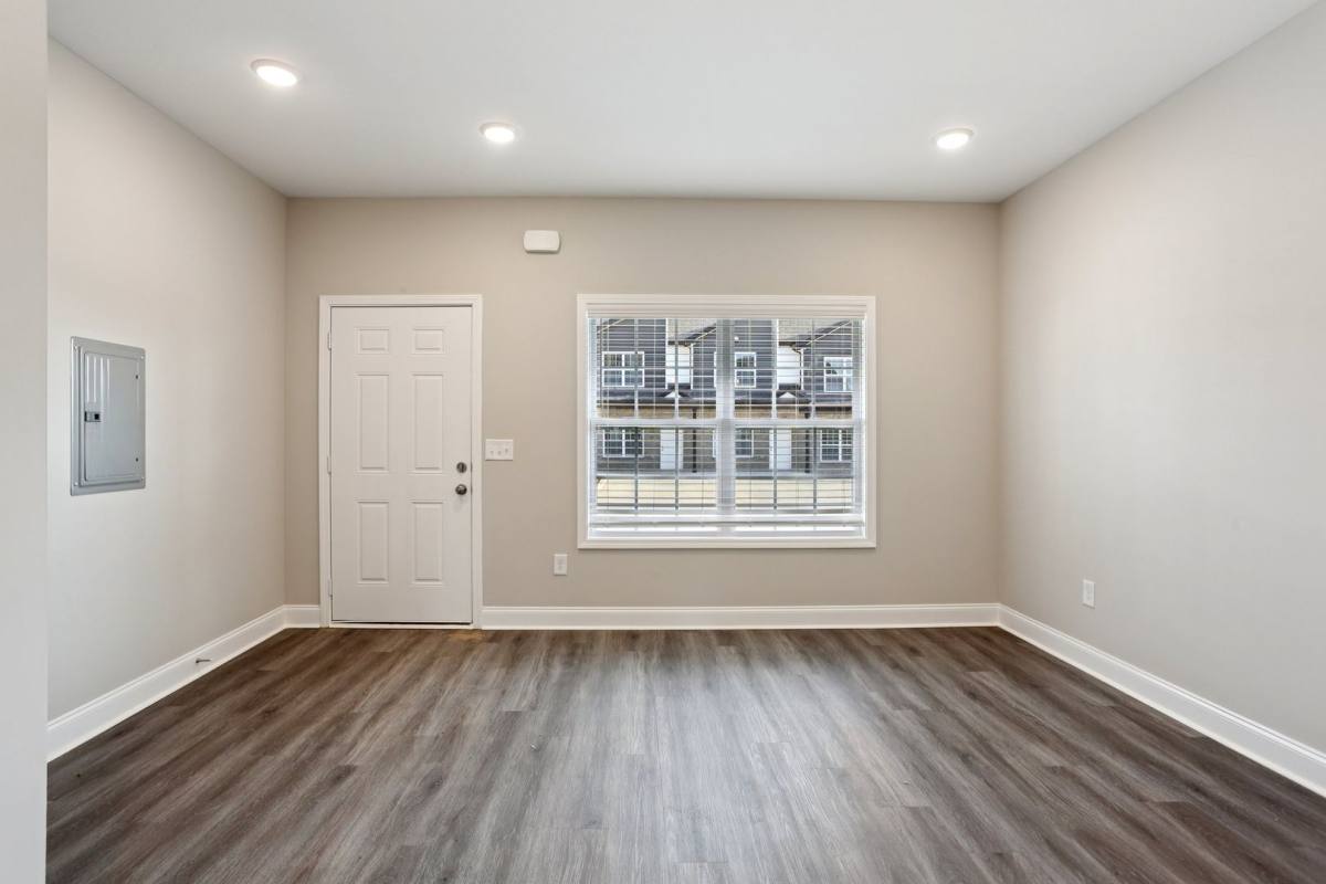 Apartment for rent at 2815 Trenton Rd, Clarksville, TN 37040