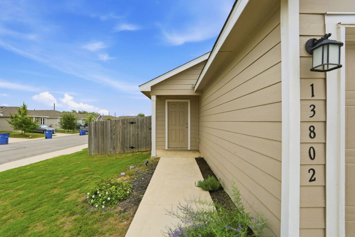 House for rent at 13802 Ostrich Run, San Antonio, TX 78252