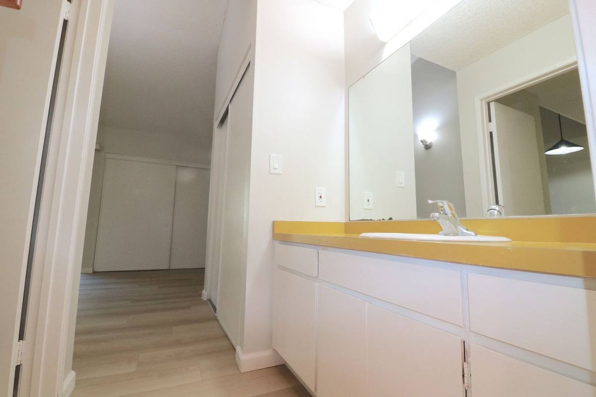 Apartment for rent at 1621 Hotel Circle S, San Diego, CA 92108