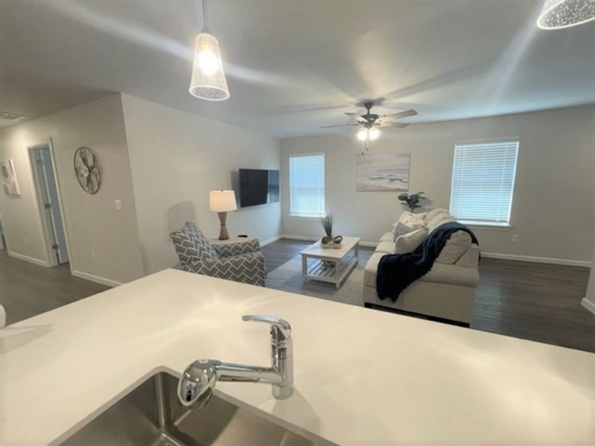 Townhouse for rent at 236 Spirit Dr, Oklahoma City, OK 73110
