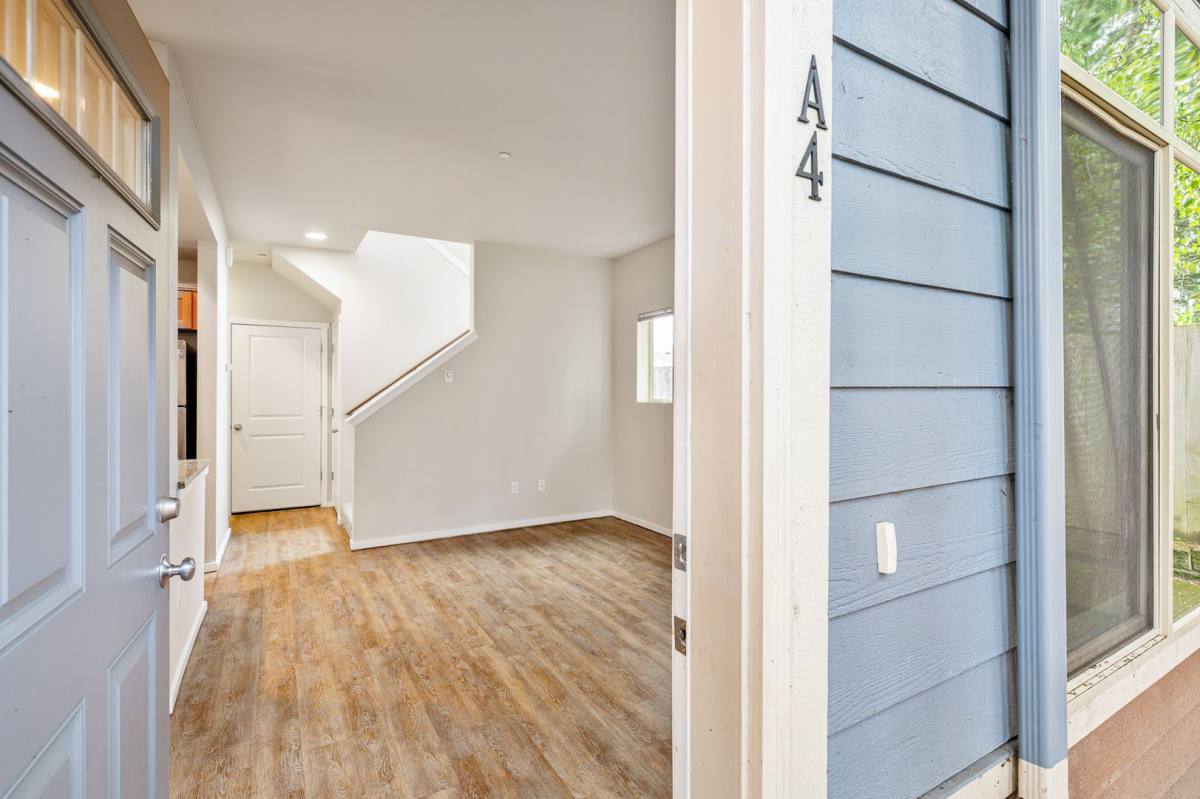 Townhouse for rent at 16503 6th Ave W #C4, Lynnwood, WA 98037