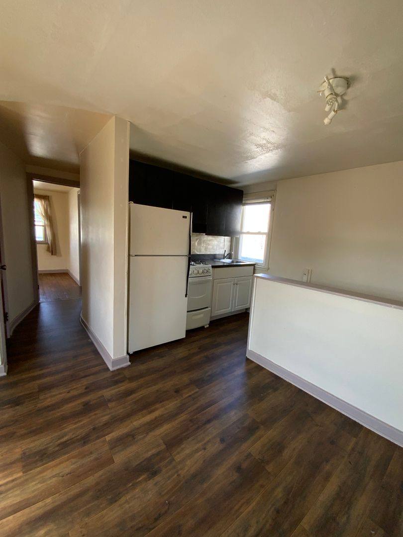Apartment for rent at 112 Front St, Lititz, PA 17543