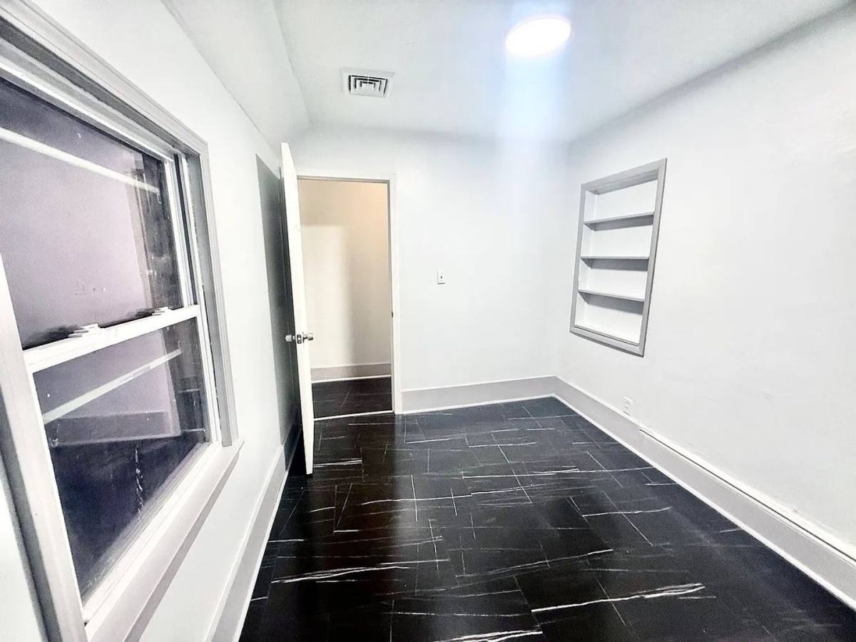 Townhouse for rent at 1150 Bailey Ave, Buffalo, NY 14206