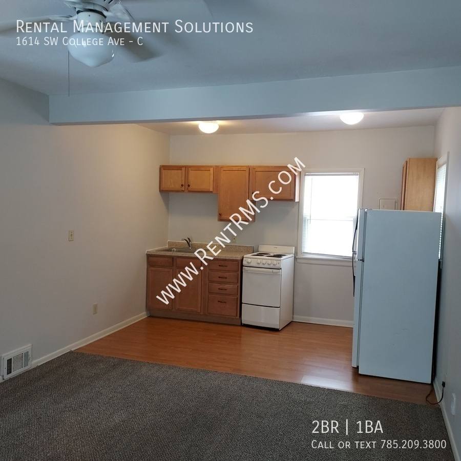 Apartment for rent at 1614 SW College Ave #C, Topeka, KS 66604