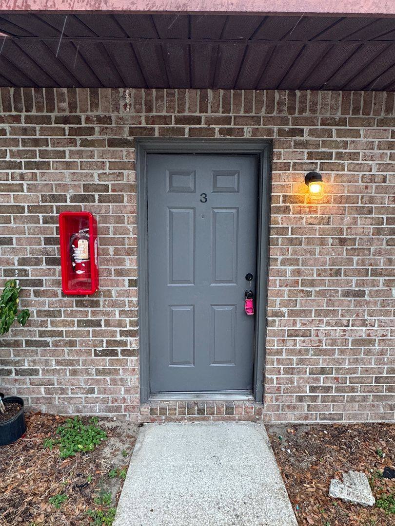 Apartment for rent at 1185 Bentley Rd #3, Leesburg, FL 34748