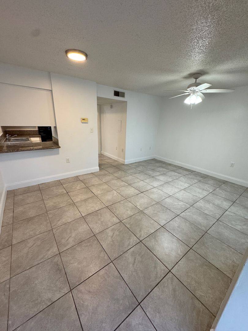 Apartment for rent at 1185 Bentley Rd #3, Leesburg, FL 34748