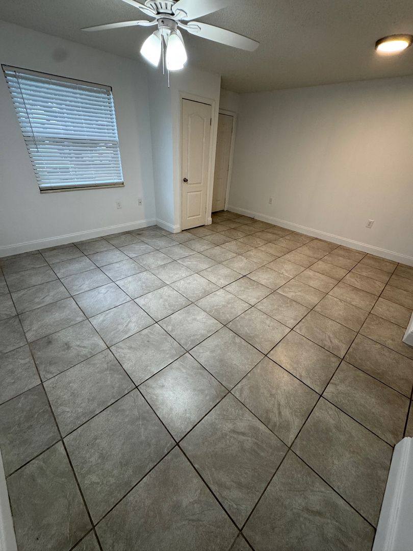 Apartment for rent at 1185 Bentley Rd #3, Leesburg, FL 34748