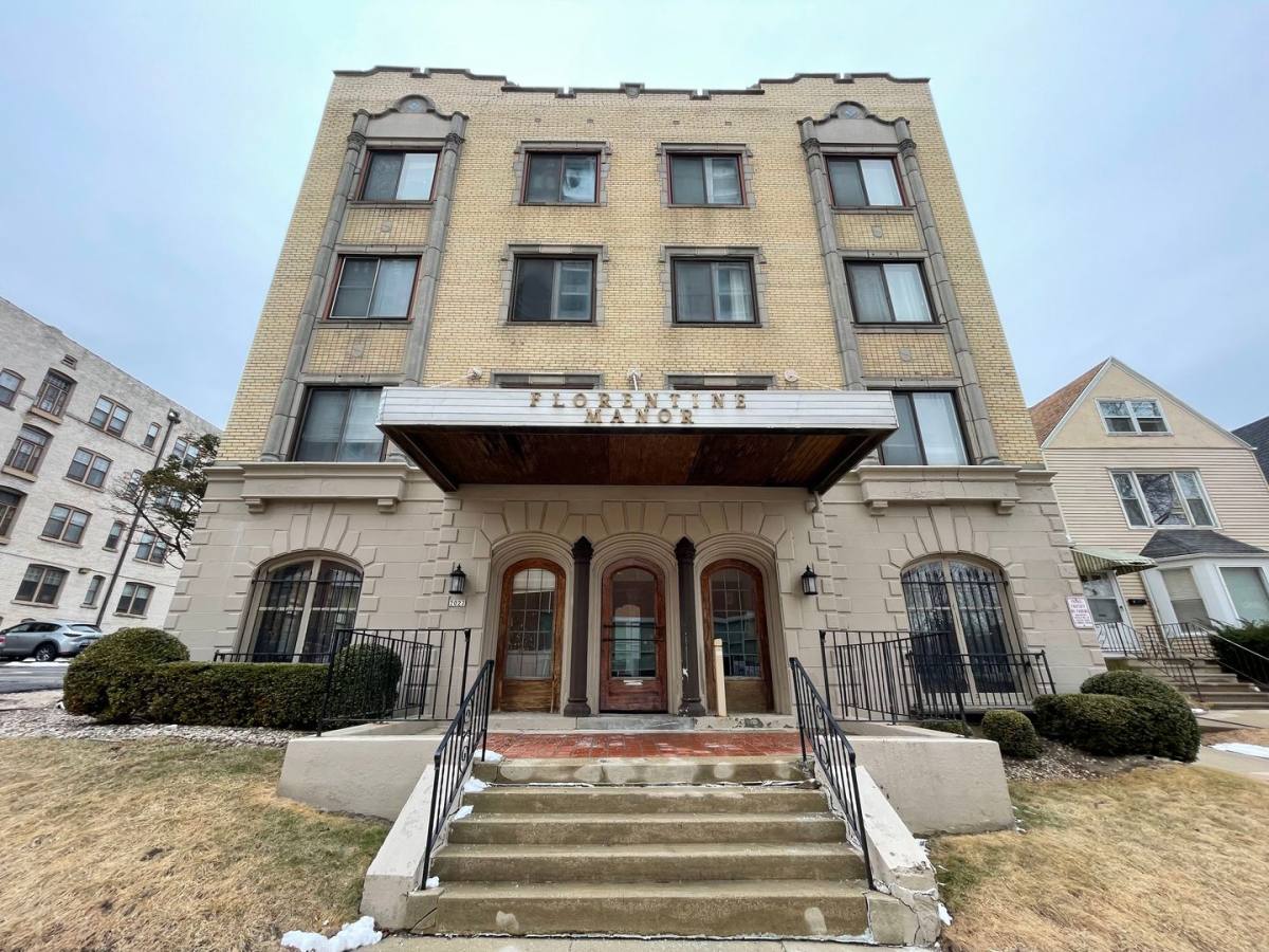Apartment for rent at 2027 N Prospect, Milwaukee, WI 53202