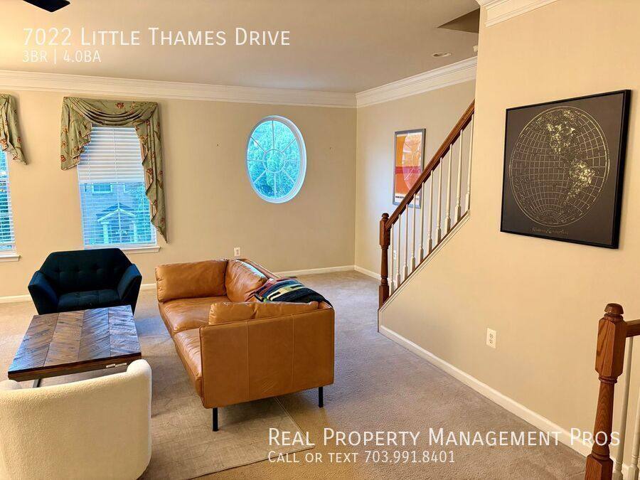 Townhouse for rent at 7022 Little Thames Dr, Gainesville, VA 20155