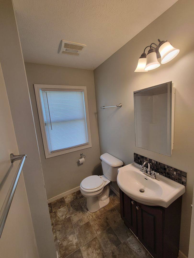 House for rent at 404 E Poplar, Normal, IL 61761