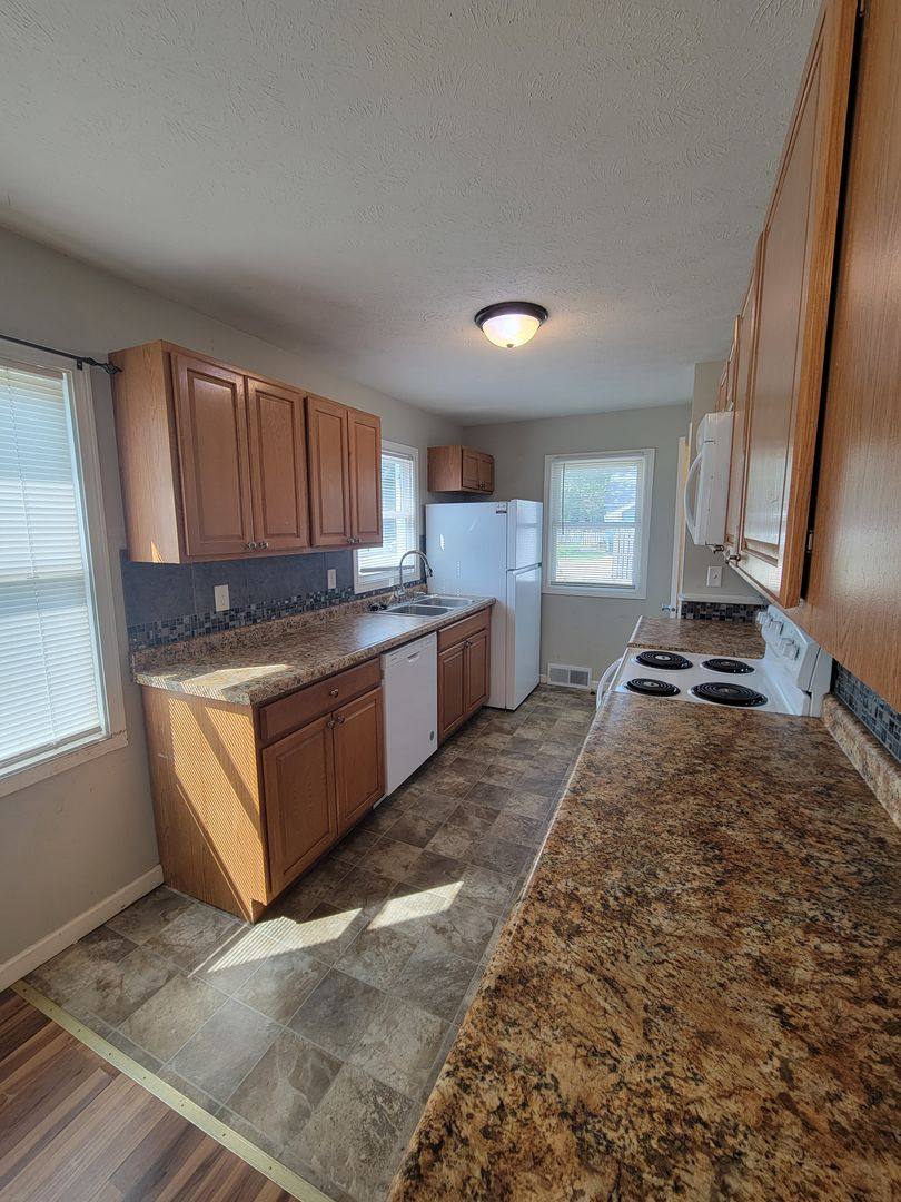 House for rent at 404 E Poplar, Normal, IL 61761